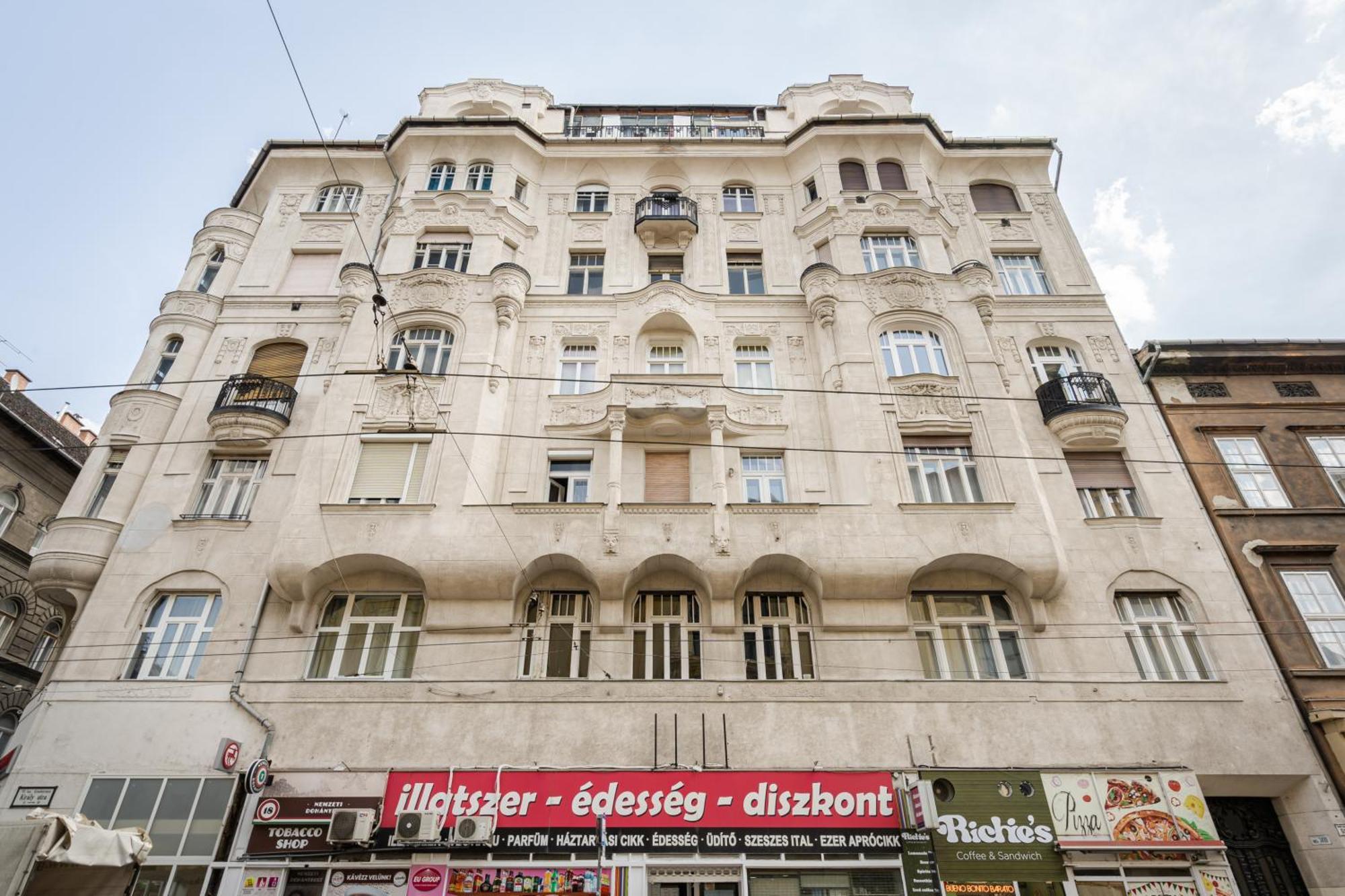 K51 - Kiraly Boutique Residence - Best Location By Bqa Budapest Exterior photo